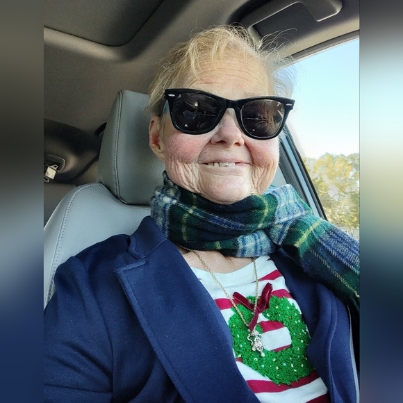 I'm OPEN & Shipping 12 days of Christmas....MY CLOSET WILL BE OPEN - Picture 15 of 16